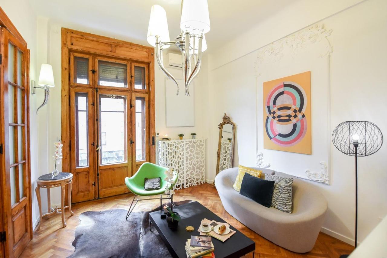 Vintage Elegance, Modern Comfort: 1Br Apartment Overlooking Calea Victoriei Bukarest Exterior foto